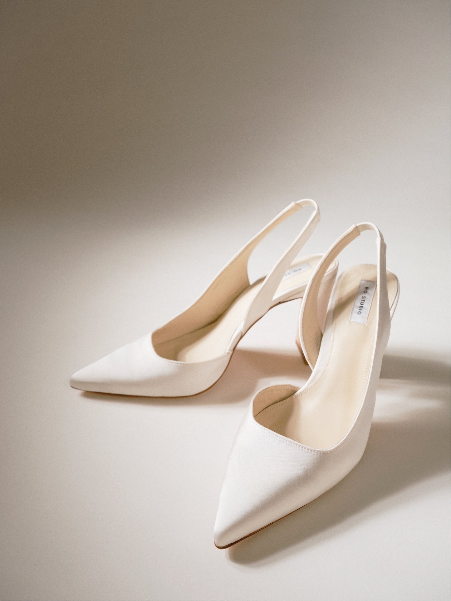 Ro1 White