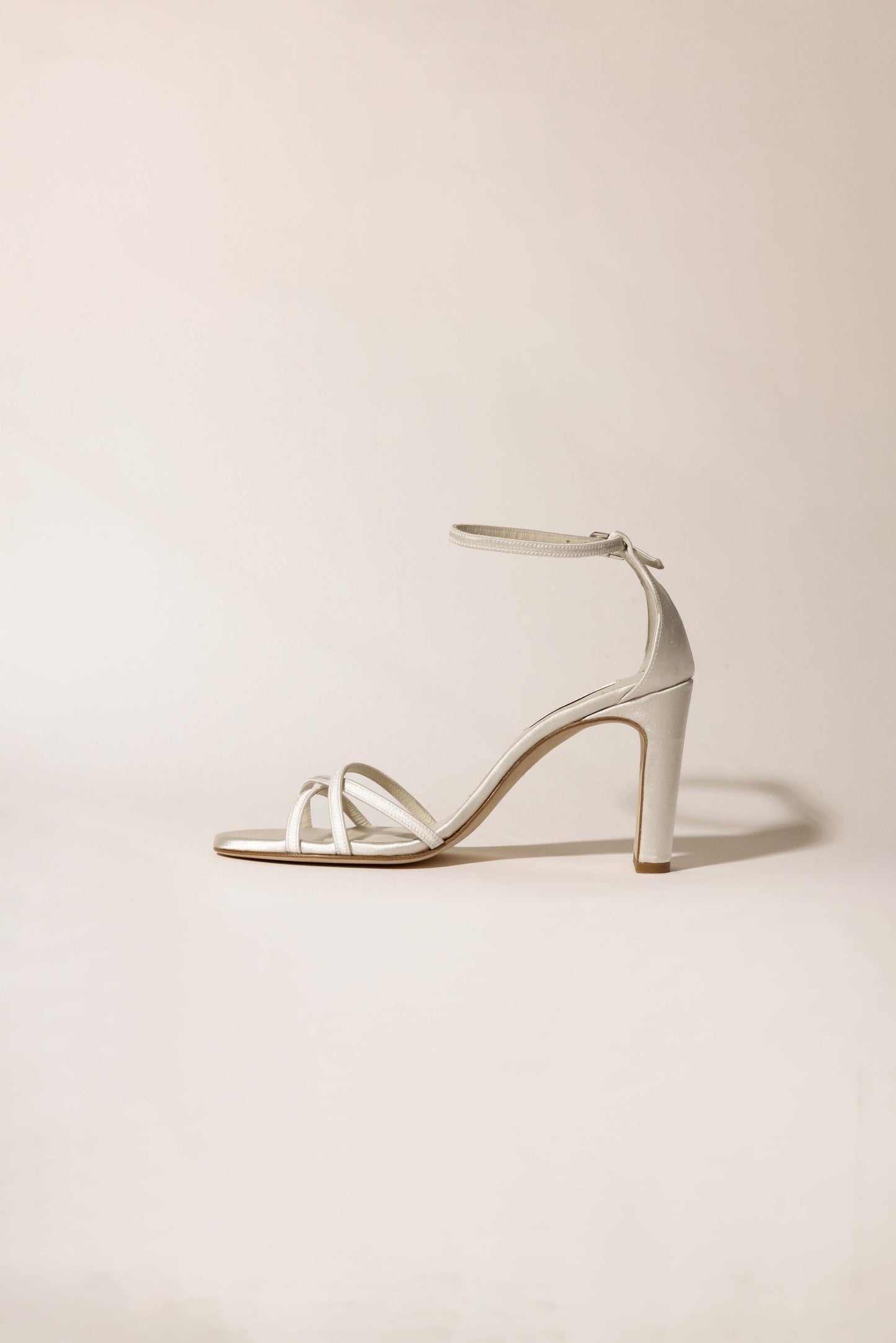 Ro4 White